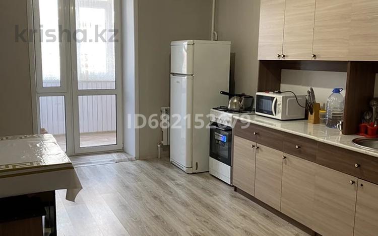 2-комнатная квартира · 65 м² · 3/9 этаж, Береке за 200 000 〒 в Костанае — фото 2