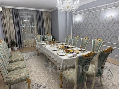 5-бөлмелі пәтер · 200 м² · 7/12 қабат, Кошкарбаева 28 — Аманжолова, бағасы: 100 млн ₸ в Астане, Алматы р-н