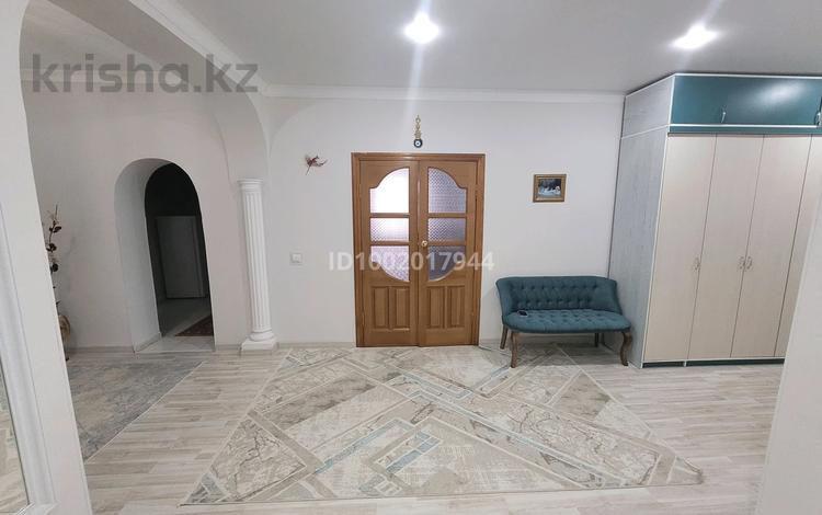 Жеке үй · 10 бөлме · 470.9 м² · 12.4 жүзд., Квартал Авиатор-2 18, бағасы: 157 млн ₸ в Актобе, квартал Авиатор-2 — фото 2