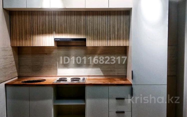 2-комнатная квартира · 57 м² · 7/7 этаж, мкр Томирис, Рыскулова за 300 000 ₸ в Алматы, Алатауский р-н — фото 3