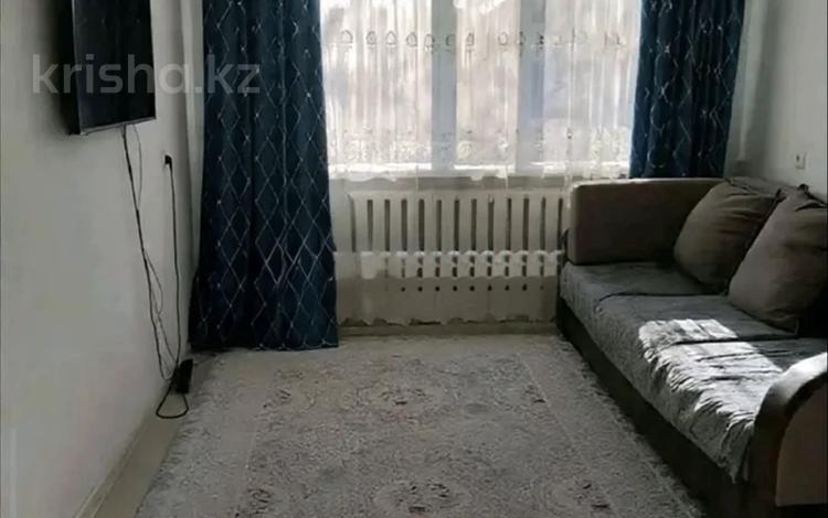 2-бөлмелі пәтер · 42 м² · 5/5 қабат, мкр Михайловка , Крылова 4, бағасы: 13.5 млн ₸ в Караганде, Казыбек би р-н — фото 2