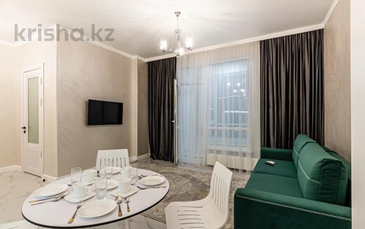 2-комнатная квартира, 50 м², 12 этаж посуточно, Аль-Фараби 41 за 40 000 〒 в Алматы, Бостандыкский р-н — фото 9