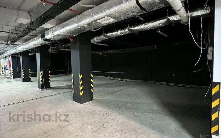 Паркинг · 17-ш/а. 74, бағасы: 25 000 ₸ в Актау, 17-й мкр — фото 2