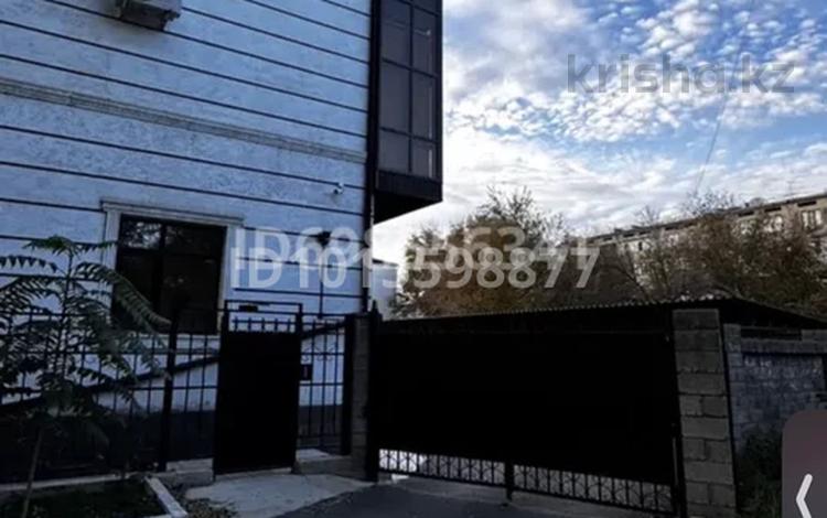 5-комнатная квартира · 253.4 м² · 4/4 этаж, Жунисалиева 16 А — Айтиева Жунисалиева за 120 млн ₸ в Таразе — фото 13