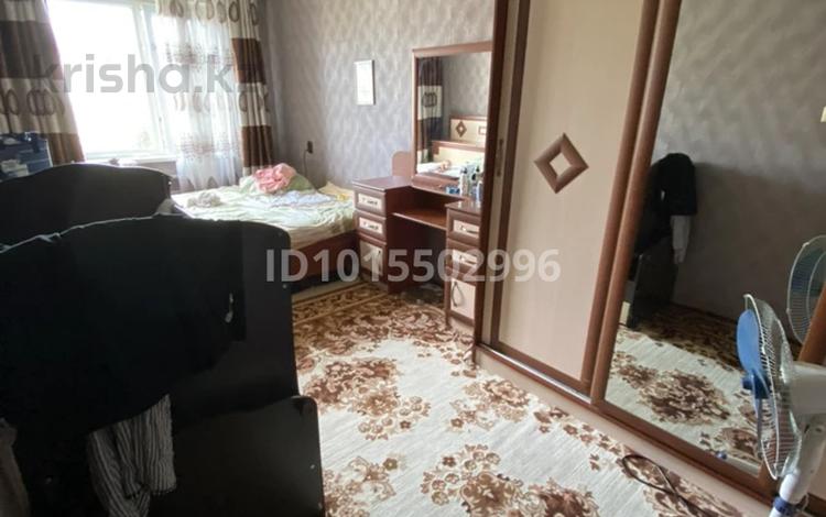 4-бөлмелі пәтер · 72 м² · 5/5 қабат, 18-шағынаудан — Рыскулова, бағасы: 210 000 ₸ в Шымкенте, Аль-Фарабийский р-н — фото 3