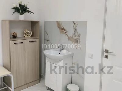 Кабинеттер және жұмыс орындары · 10 м², бағасы: 100 000 ₸ в Актобе, мкр 11