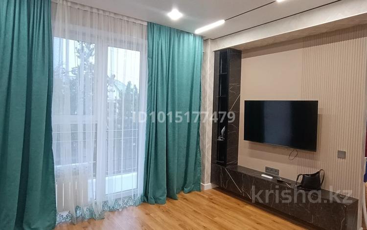 2-комнатная квартира · 48 м² · 2/4 этаж, мкр Акжар, Береке 7 — Жандосова - Бекешева за 250 000 ₸ в Алматы, Наурызбайский р-н — фото 2
