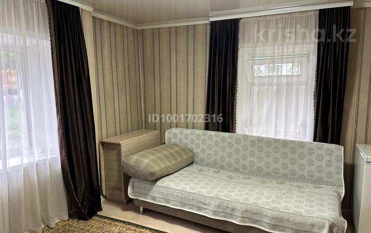 Часть дома · 2 комнаты · 40 м² · 5 сот., Некрасова 5 за 10 млн ₸ в Кокшетау — фото 2