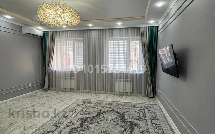 4-бөлмелі пәтер · 135 м² · 2/5 қабат, 16-ш/а. 79, бағасы: 42 млн ₸ в Актау, 16-й мкр  — фото 2