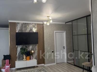 2-бөлмелі пәтер · 64 м² · 5/6 қабат, Жаңа орда ш/а., 9 микрорайон 15, бағасы: 33 млн ₸ в Уральске, мкр Жана Орда