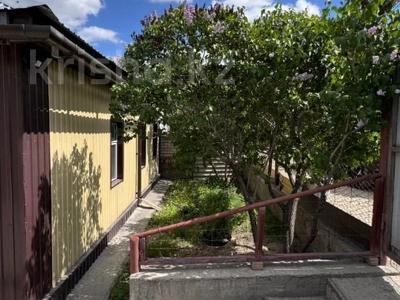 Отдельный дом · 3 комнаты · 60 м² · 7.6 сот., 3-я Лодочная 73 за 15.5 млн ₸ в Семее