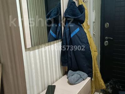 2-бөлмелі пәтер · 46 м² · 2/4 қабат, 1 мкр 8 — Цон, Стекляшка, бағасы: 19.8 млн ₸ в Конаеве