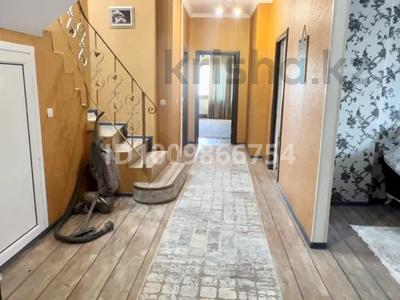 6-комнатная квартира · 180 м² · 9/10 этаж, Әди Шәріпов 26a за 65 млн 〒 в Атырау