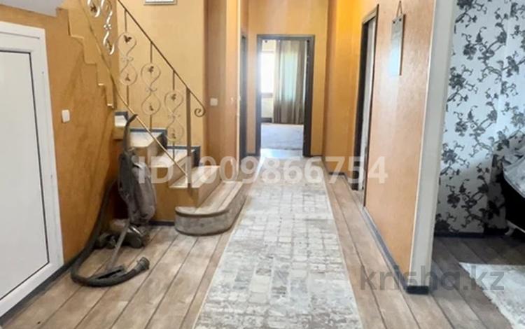 6-бөлмелі пәтер · 180 м² · 9/10 қабат, Әди Шәріпов 26a, бағасы: 67 млн ₸ в Атырау — фото 2