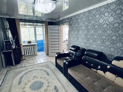 2-комнатная квартира · 44 м² · 4/5 этаж, Майкудук, 12й микрорайон 51 за 10.4 млн ₸ в Караганде, Алихана Бокейханова р-н