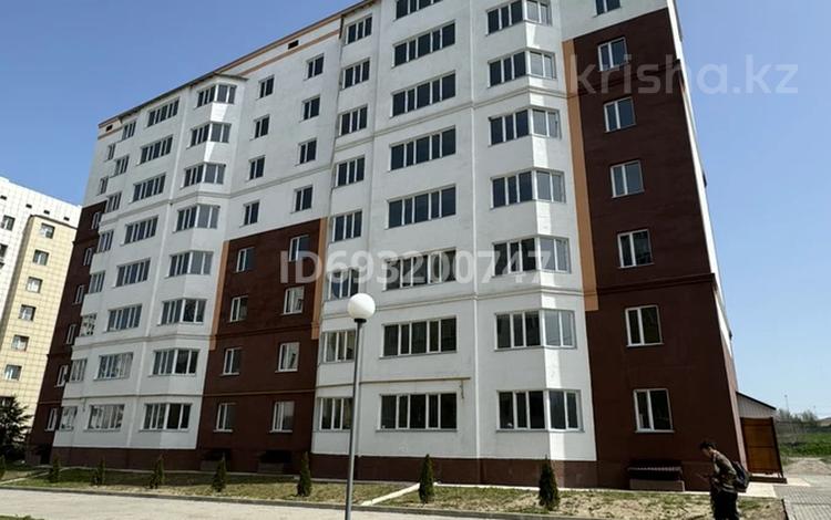 2-комнатная квартира, 86 м², 2/8 этаж, Алтын ауыл 14 за 22 млн 〒 в Каскелене — фото 3