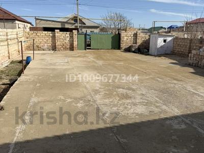 Отдельный дом · 5 комнат · 200 м² · 7 сот., Маржан ,ул Нұрсәт 104 А — улица возле магазина Жанар за 25 млн ₸ в Баскудуке