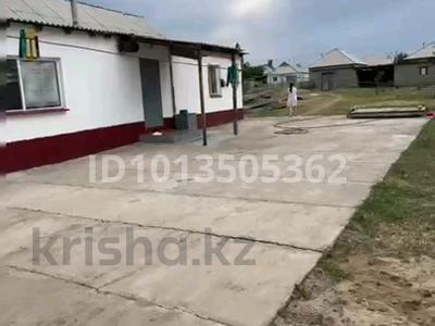 Жеке үй · 4 бөлме · 150 м² · 12 жүзд., Бостандык 33 — Школы, бағасы: 25 млн ₸ в Шубарсу
