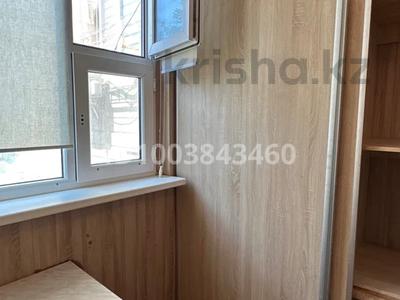 4-бөлмелі пәтер · 100 м² · 2/5 қабат, 15-й мкр 42а, бағасы: 200 000 〒 в Актау