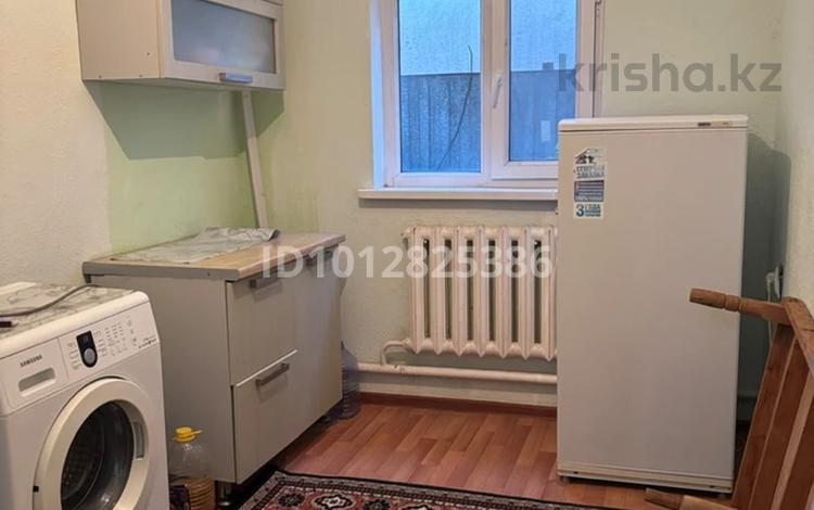 2-бөлмелі пәтер · 25 м² · 1 қабат, мкр Самал, Акжан Машанов 14, бағасы: 75 000 ₸ в Атырау — фото 2