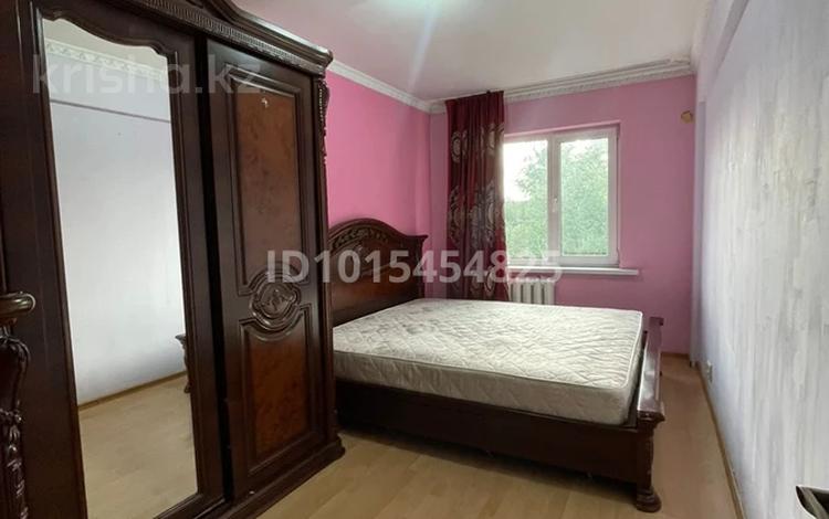 1-комнатная квартира · 50 м² · 4/5 этаж, Бурова 17 — Центральный рынок за 10 000 ₸ в Усть-Каменогорске — фото 2