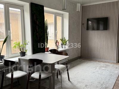 3-бөлмелі пәтер · 100 м², Столетова, бағасы: 350 000 ₸ в Алматы