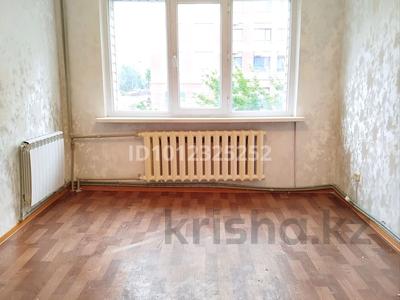 2-комнатная квартира · 55 м² · 3/5 этаж, 17 мкр 2а — Жк Бирлик касында Север Шаяхметова остоновка за 17.3 млн 〒 в Шымкенте, Аль-Фарабийский р-н