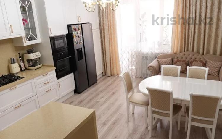 4-бөлмелі пәтер · 131 м² · 4/9 қабат, Береке шағын ауданы 53, бағасы: 56 млн ₸ в Костанае, Микрорайон Береке — фото 2