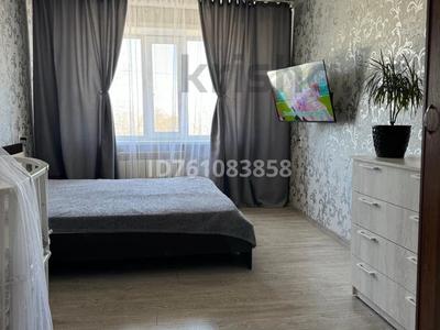 3-комнатная квартира · 76.7 м² · 2/5 этаж, 1-й квартал, 2-йквартал 26 за 21 млн 〒 в Караганде, Алихана Бокейханова р-н