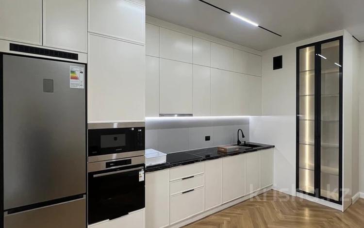 3-бөлмелі пәтер · 100 м² · 10/16 қабат, ул. Байдибек би 113/1, бағасы: 500 000 ₸ в Шымкенте, Абайский р-н — фото 2