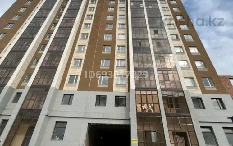 1-комнатная квартира, 38.4 м², 5/10 этаж, А 92 5/2 за 17 млн 〒 в Астане, Алматы р-н — фото 2