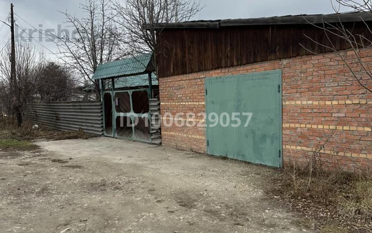 Отдельный дом · 3 комнаты · 75 м² · 10 сот., Тельмана за 25 млн 〒 в Риддере — фото 2