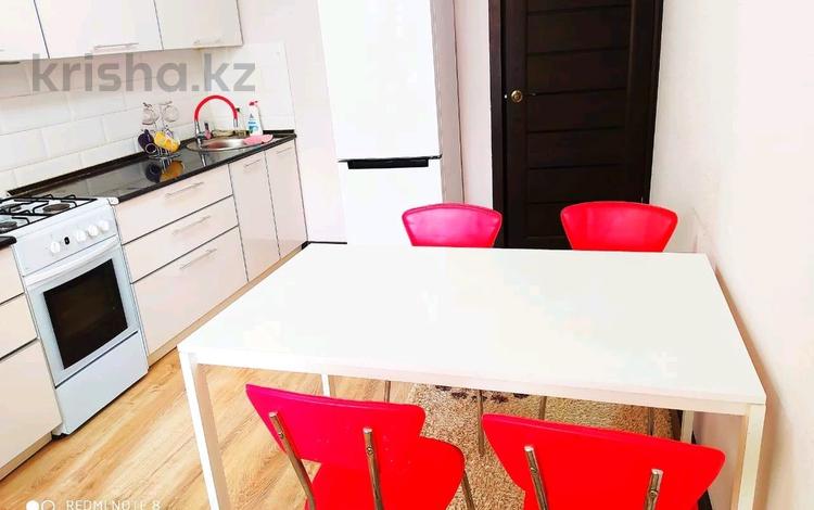 2-комнатная квартира · 63 м² · 5/10 этаж, мкр. Алтын орда 13 за 170 000 ₸ в Актобе — фото 2