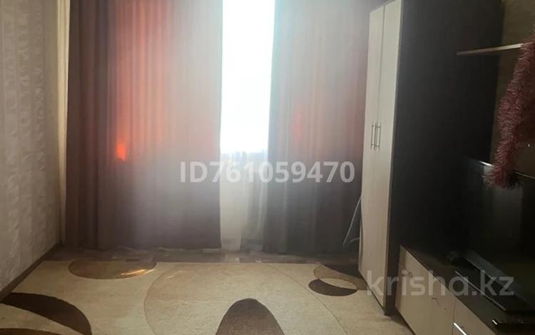 1-бөлмелі пәтер · 31.7 м² · 3/5 қабат, пр Абая 54, бағасы: 11 млн ₸ в Уральске — фото 2