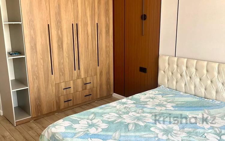 2-комнатная квартира · 75 м², К. Толеметова 64 за 210 000 ₸ в Шымкенте, Абайский р-н — фото 2