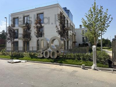 4-комнатная квартира · 230 м² · 1/3 этаж, Достык 300 — Тайманова за 365 млн ₸ в Алматы, Медеуский р-н