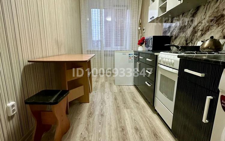 2-бөлмелі пәтер · 50 м² · 2/6 қабат, Юбилейный 35, бағасы: 190 000 ₸ в Костанае — фото 2
