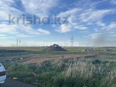 Жер телімі · 10 сотық, 4 микрорайон — Старой школы, бағасы: 10 млн ₸ в Каражаре