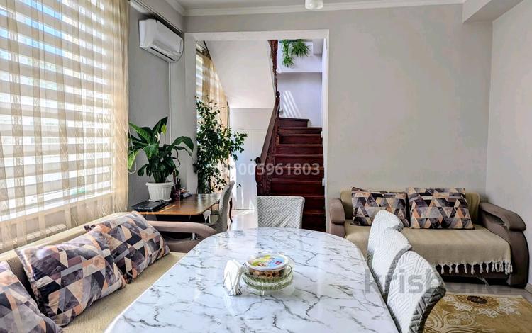 3-бөлмелі пәтер · 127 м² · 2/3 қабат, мкр Алгабас 33, бағасы: 365 000 ₸ в Алматы, Алатауский р-н — фото 2