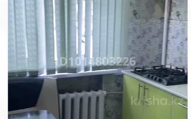 1-комнатная квартира · 34 м² · 2/3 этаж, Каленова 9 — 49 квартал за 7 млн ₸ в Кентау — фото 2