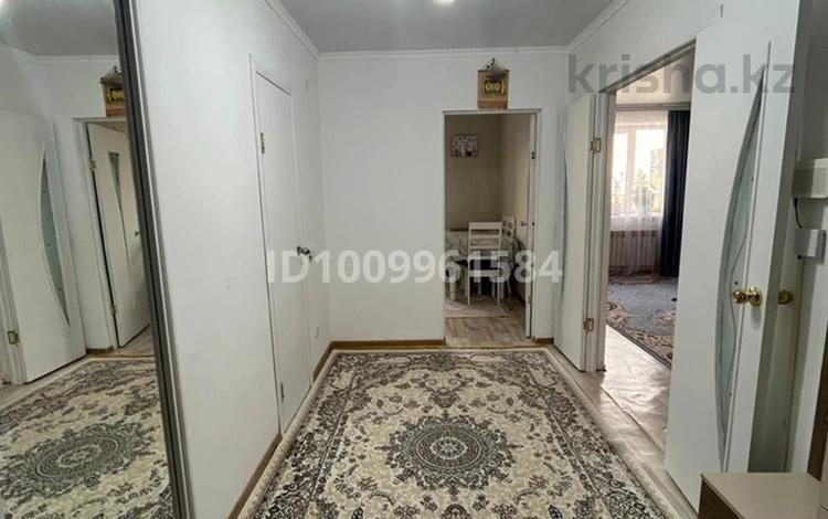 1-бөлмелі пәтер · 47 м² · 1/3 қабат, Нур Актобе 64 — Бопай ханым, бағасы: 13 млн ₸ — фото 2