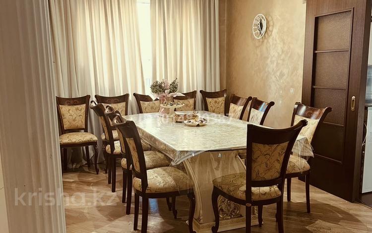 4-комнатная квартира · 140 м² · 3/9 этаж, мкр Рахат, Аскарова 21/2 — Садыкова/Аскарова за 600 000 ₸ в Алматы, Наурызбайский р-н — фото 2