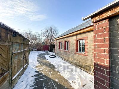 Продажа домов и дачи в Жетысу обл.: Отдельный дом · 4 комнаты · 116 м² · 9 сот., Жамбыл 79 за 13.5 млн 〒 Отдельный дом · 4 комнаты · 116 м² · 9 сот., Жамбыл 79 за 13.5 млн 〒 в Талдыкоргане