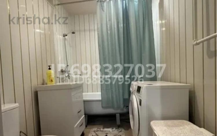 2-бөлмелі пәтер · 48 м² · 2/5 қабат, Камбар батыра 6, бағасы: 17.5 млн ₸ в Уральске — фото 26
