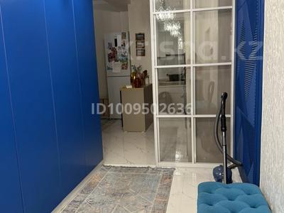 3-комнатная квартира · 89 м² · 2/9 этаж, мкр Аксай-1, Райымбека 522/1 — Райымбека Момышулы Сайна за 55 млн 〒 в Алматы, Ауэзовский р-н