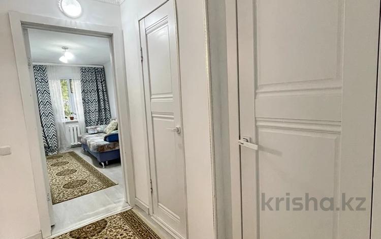 3-комнатная квартира, 60 м², 2/5 этаж, Гарышкерлер 16