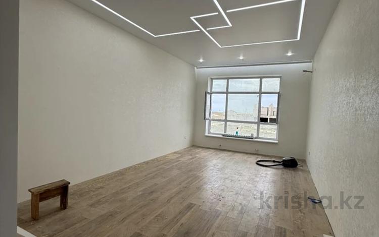 4-комнатная квартира · 128 м² · 2/7 этаж, 41-й мкр 22 за 51 млн ₸ в Актау — фото 2