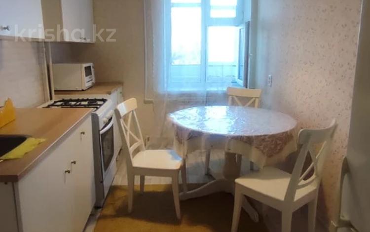 2-бөлмелі пәтер, 52 м², 6/10 қабат, мкр 11, бағасы: 16.5 млн 〒 в Актобе, мкр 11 — фото 6