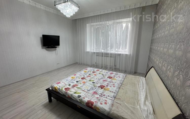 1-комнатная квартира · 52 м² · 3/9 этаж, Баишева 7ак1 за 200 000 ₸ в Актобе — фото 7