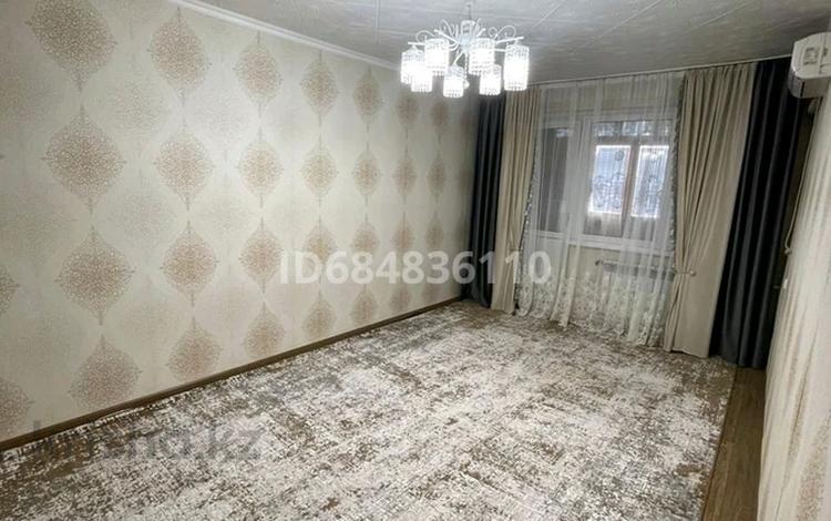3-комнатная квартира, 64 м², 5/5 этаж, Алашахана за 18 млн 〒 в Жезказгане — фото 2